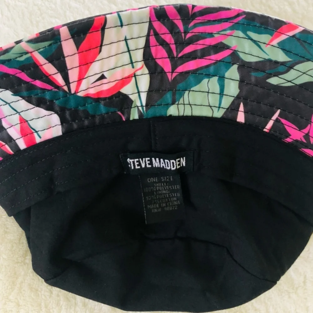 New!!! Steve Madden Women's Floral Bucket Hat